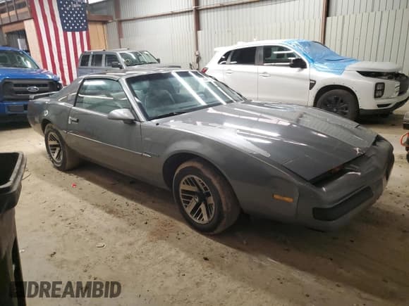✅ 1990 Pontiac Firebird • VIN: 1G2FS23T2LL200780 • Lot: 50364665. Listed on Copart with 101,108 mi. Free auction sales archive from the USA and detailed vehicle history report at DreamBid. Image 4.