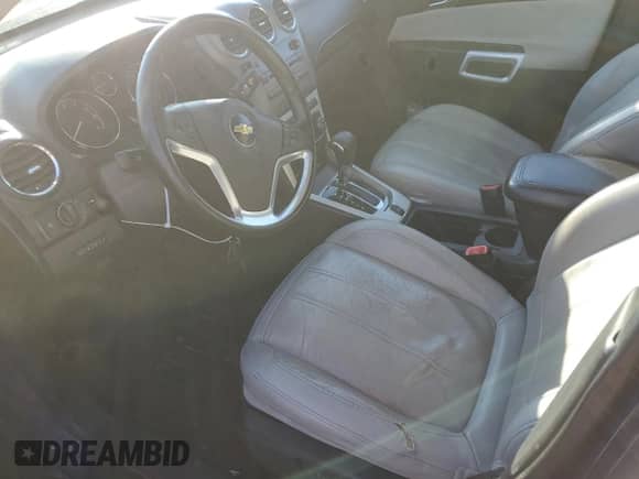 2013 Chevrolet Captiva Sport LTZ z VIN 3GNAL4EK4DS556606, wystawiony jako Copart lot #84316404 z przebiegiem 143 372 mil mil oraz Czysty tytuł • Clean title. Historia ofert i sprzedaży dostępna na DreamBid. Obrazek 7.