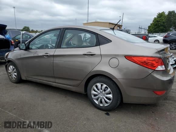 ✅ 2014 Hyundai Accent GLS • VIN: KMHCT4AE2EU588047 • Лот: 73389964. Опубликован ранее на Copart с пробегом 116 965 миль. Бесплатный доступ к архиву аукционных продаж из США и подробный отчёт об истории автомобиля на DreamBid. Изображение 2.