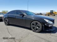 ✅ 2009 Mercedes-Benz CLS 550 • VIN: WDDDJ72X69A141802 • Lot: 66079625. Listed on Copart with 101,534 mi. Free auction sales archive from the USA and detailed vehicle history report at DreamBid. Image 4.