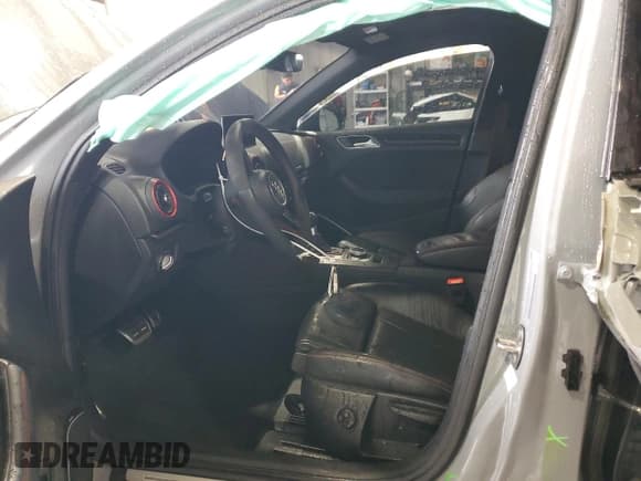 ✅ 2020 Audi RS 3 • VIN: WUABWGFF8LA903591 • Лот: 45973395. Опубликован ранее на Copart с пробегом 40 443 миль. Бесплатный доступ к архиву аукционных продаж из США и подробный отчёт об истории автомобиля на DreamBid. Изображение 7.