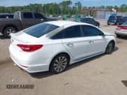 ✅ 2017 Hyundai Sonata Sport • VIN: 5NPE34AFXHH468999 • Lot: 42485446. Listed on IAAI with 114,875 mi. Free auction sales archive from the USA and detailed vehicle history report at DreamBid. Image 4.