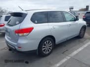 ✅ 2015 Nissan Pathfinder S • VIN: 5N1AR2MN2FC643352 • Lot: 42065631. Listed on IAAI with 82,725 mi. Free auction sales archive from the USA and detailed vehicle history report at DreamBid. Image 4.