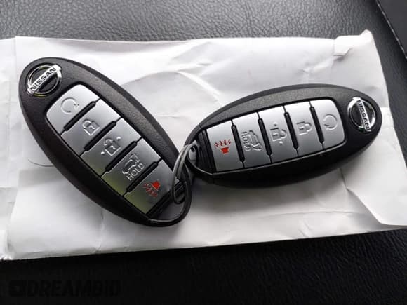 ✅ 2017 Nissan Pathfinder SL • VIN: 5N1DR2MM1HC670193 • Лот: 43613681. Опубликован ранее на IAAI с пробегом 194 347 миль. Бесплатный доступ к архиву аукционных продаж из США и подробный отчёт об истории автомобиля на DreamBid. Изображение 11.