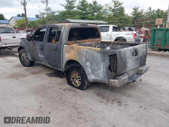✅ 2018 Nissan Frontier SV • VIN: 1N6AD0EV9JN737986 • Lot: 42973723. Listed on IAAI with 111,684 mi. Free auction sales archive from the USA and detailed vehicle history report at DreamBid. Image 3.