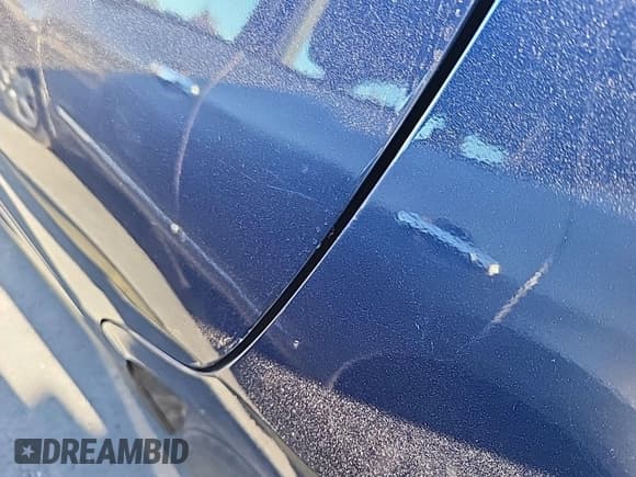 ✅ 2022 Chevrolet Equinox LT • VIN: 3GNAXJEVXNL143453 • Lot: 43714755. Listed on IAAI with 117,123 mi. Free auction sales archive from the USA and detailed vehicle history report at DreamBid. Image 28.