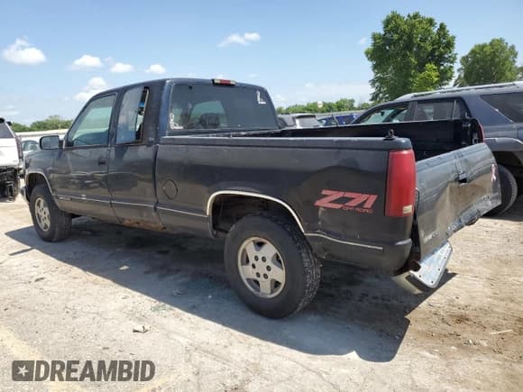 ✅ 1995 GMC Sierra 1500 • VIN: 2GTEK19K5S1568617 • Lot: 63523915. Listed on Copart with 241,097 mi. Free auction sales archive from the USA and detailed vehicle history report at DreamBid. Image 2.