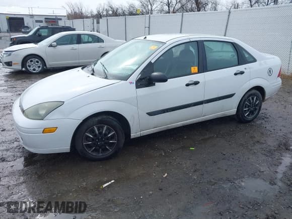 ✅ 2003 Ford Focus LX • VIN: 1FAFP33PX3W181700 • Lot: 41910086. Listed on IAAI with 139,777 mi. Free auction sales archive from the USA and detailed vehicle history report at DreamBid. Image 2.