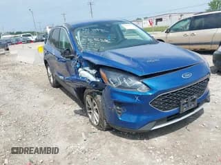 ✅ 2022 Ford Escape SE • VIN: 1FMCU0G63NUB32032 • Lot: 42606892. Listed on IAAI with 91,097 mi. Free auction sales archive from the USA and detailed vehicle history report at DreamBid. Image 1.