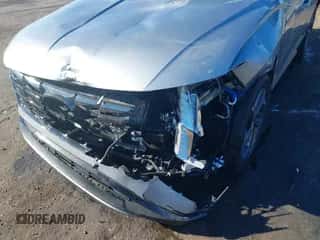 ✅ 2022 Hyundai Tucson Limited • VIN: KM8JECA16NU031649 • Lot: 43544252. Wystawiony na IAAI z przebiegiem 48 612 mil mil. Skorzystaj z bezpłatnego archiwum sprzedaży aukcyjnych z USA i zobacz szczegółowy raport historii pojazdu na DreamBid. Zdjęcie 6.