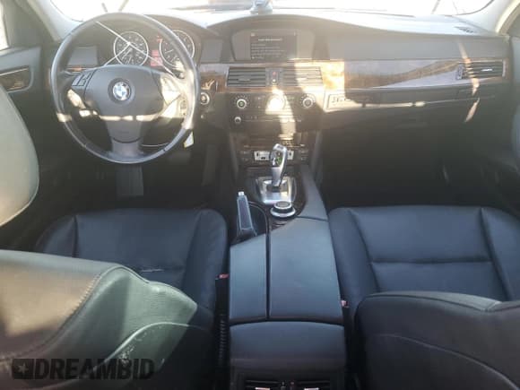 ✅ 2008 BMW 5 Series 528i • VIN: WBANU53538CT16191 • Лот: 92161085. Опубликован ранее на Copart с пробегом 224 901 миль. Бесплатный доступ к архиву аукционных продаж из США и подробный отчёт об истории автомобиля на DreamBid. Изображение 8.