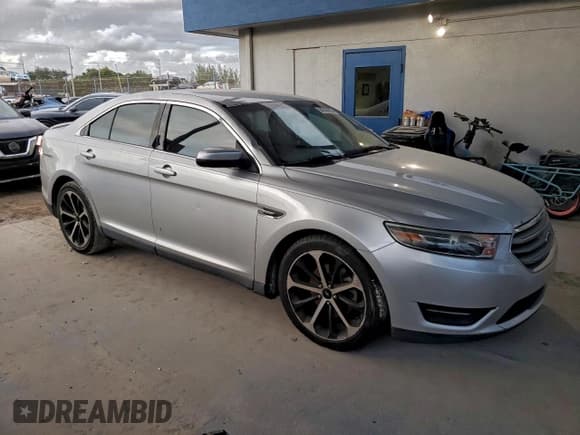 ✅ 2016 Ford Taurus SEL • VIN: 1FAHP2E83GG146408 • Lot: 94740605. Listed on Copart with 134,882 mi. Free auction sales archive from the USA and detailed vehicle history report at DreamBid. Image 4.