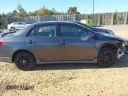 ✅ 2010 Toyota Corolla S • VIN: 1NXBU4EE9AZ182148 • Lot: 43521724. Wystawiony na IAAI z przebiegiem 238 951 mil. Bezpłatny archiwum sprzedaży aukcyjnych z USA i szczegółowy raport historii pojazdu na DreamBid. Zdjęcie 13.