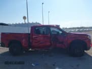 ✅ 2025 Chevrolet Silverado 1500 LT Trail Boss • VIN: 3GCUKFED5SG366335 • Lot: 43010115. Wystawiony na IAAI z przebiegiem Nie podano. Bezpłatny archiwum sprzedaży aukcyjnych z USA i szczegółowy raport historii pojazdu na DreamBid. Zdjęcie 13.