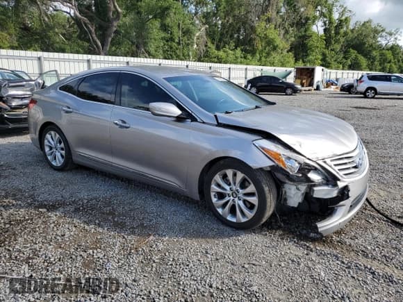 ✅ 2013 Hyundai Azera • VIN: KMHFG4JG3DA209396 • Лот: 55789595. Опубликован ранее на Copart с пробегом 154 665 миль. Бесплатный доступ к архиву аукционных продаж из США и подробный отчёт об истории автомобиля на DreamBid. Изображение 4.