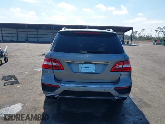 ✅ 2013 Mercedes-Benz M 63 AMG • VIN: 4JGDA7EB9DA155725 • Lot: 41502675. Wystawiony na IAAI z przebiegiem 64 849 mil. Bezpłatny archiwum sprzedaży aukcyjnych z USA i szczegółowy raport historii pojazdu na DreamBid. Zdjęcie 15.