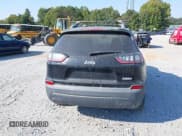 ✅ 2019 Jeep Cherokee Latitude • VIN: 1C4PJLCB4KD444570 • Lot: 36044886. Wystawiony na IAAI z przebiegiem 85 230 mil. Bezpłatny archiwum sprzedaży aukcyjnych z USA i szczegółowy raport historii pojazdu na DreamBid. Zdjęcie 16.