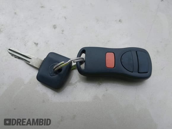 ✅ 2004 Nissan Xterra XE • VIN: 5N1ED28Y34C658301 • Lot: 43378831. Listed on IAAI with 198,982 mi. Free auction sales archive from the USA and detailed vehicle history report at DreamBid. Image 11.