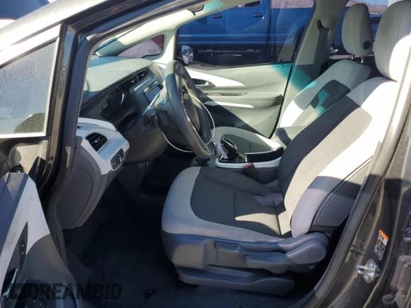 ✅ 2017 Chevrolet Bolt EV LT • VIN: 1G1FW6S02H4139049 • Lot: 79516924. Wystawiony na Copart z przebiegiem 125 765 mil. Bezpłatny archiwum sprzedaży aukcyjnych z USA i szczegółowy raport historii pojazdu na DreamBid. Zdjęcie 7.