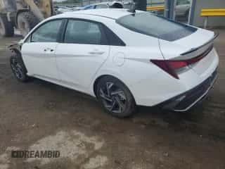 2025 Hyundai Elantra SEL Sport z VIN KMHLM4DG4SU959702, wystawiony jako Copart lot #55269895 z przebiegiem 1 019 mil mil oraz Szkoda całkowita • Salvage title. Historia ofert i sprzedaży dostępna na DreamBid. Obrazek 2.