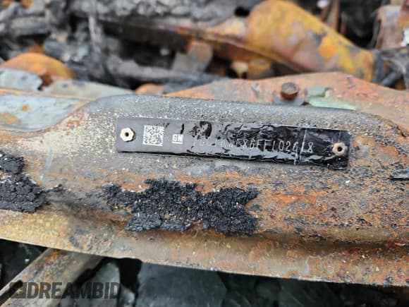 ✅ 2015 Chevrolet Silverado 2500HD LTZ • VIN: 1GC1KWE86FF102618 • Лот: 85766685. Опубликован ранее на Copart с пробегом Не указан. Бесплатный доступ к архиву аукционных продаж из США и подробный отчёт об истории автомобиля на DreamBid. Изображение 12.