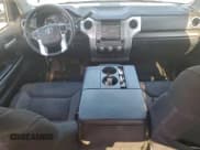 ✅ 2016 Toyota Tundra SR5 • VIN: 5TFEM5F15GX104721 • Лот: 91443745. Опубликован ранее на Copart с пробегом 141 063 миль. Бесплатный доступ к архиву аукционных продаж из США и подробный отчёт об истории автомобиля на DreamBid. Изображение 8.