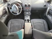 ✅ 2010 Nissan Rogue S • VIN: JN8AS5MV6AW130868 • Lot: 92486805. Wystawiony na Copart z przebiegiem 207 709 mil. Bezpłatny archiwum sprzedaży aukcyjnych z USA i szczegółowy raport historii pojazdu na DreamBid. Zdjęcie 8.