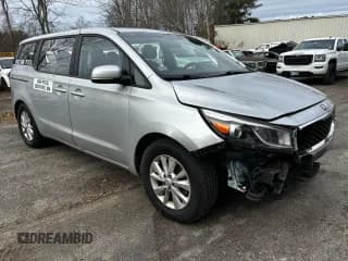 ✅ 2018 Kia Sedona L • VIN: KNDMA5C10J6403393 • Lot: 91982155. Wystawiony na Copart z przebiegiem 139 022 mil. Bezpłatny archiwum sprzedaży aukcyjnych z USA i szczegółowy raport historii pojazdu na DreamBid. Zdjęcie 1.