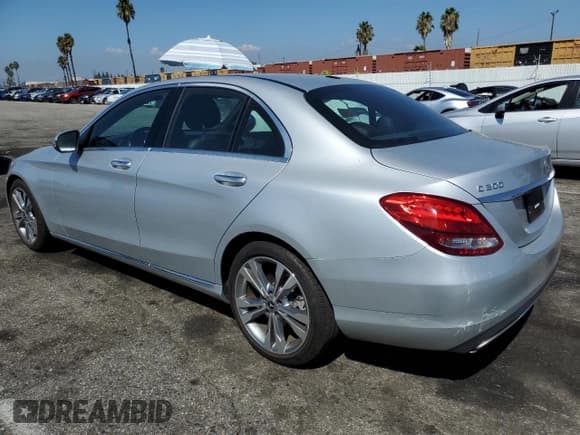 ✅ 2018 Mercedes-Benz C 300 • VIN: 55SWF4JBXJU269642 • Lot: 81844385. Listed on Copart with 65,966 mi. Free auction sales archive from the USA and detailed vehicle history report at DreamBid. Image 2.
