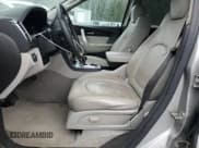 ✅ 2008 GMC Acadia SLT1 • VIN: 1GKEV23728J200724 • Lot: 82387265. Listed on Copart with 241,781 mi. Free auction sales archive from the USA and detailed vehicle history report at DreamBid. Image 7.