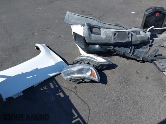 ✅ 2022 Chevrolet Colorado 4WD Work Truck • VIN: 1GCGTBEN7N1299512 • Lot: 42720023. Listed on IAAI with 41,851 mi. Free auction sales archive from the USA and detailed vehicle history report at DreamBid. Image 12.