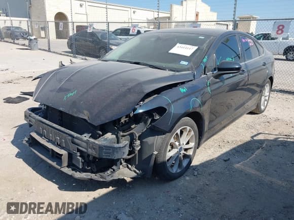 ✅ 2020 Ford Fusion SE • VIN: 3FA6P0HD5LR233685 • Lot: 43414117. Listed on IAAI with 80,295 mi. Free auction sales archive from the USA and detailed vehicle history report at DreamBid. Image 18.