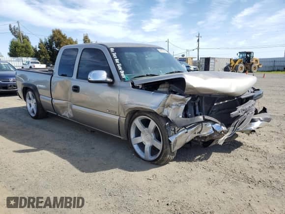 2001 Chevrolet Silverado 1500 LT z VIN 1GCEC19T01Z328774, wystawiony jako Copart lot #51870105 z przebiegiem Nie podano mil oraz Szkoda całkowita • Salvage title. Historia ofert i sprzedaży dostępna na DreamBid. Obrazek 4.