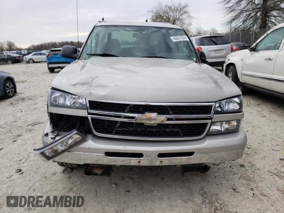 ✅ 2006 Chevrolet Silverado 1500 LS • VIN: 2GCEK13V461315359 • Лот: 46647324. Опубликован ранее на Copart с пробегом 147 442 миль. Бесплатный доступ к архиву аукционных продаж из США и подробный отчёт об истории автомобиля на DreamBid. Изображение 5.