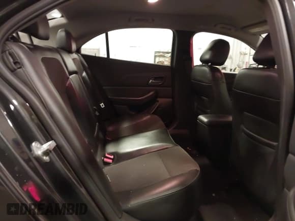 ✅ 2014 Chevrolet Malibu LT • VIN: 1G11C5SLXEF304059 • Lot: 42716814. Listed on IAAI with 141,399 mi. Free auction sales archive from the USA and detailed vehicle history report at DreamBid. Image 8.