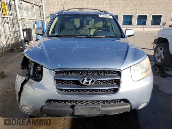 ✅ 2009 Hyundai Santa Fe Limited • VIN: 5NMSH73E99H305043 • Lot: 81935693. Listed on Copart with 154,153 mi. Free auction sales archive from the USA and detailed vehicle history report at DreamBid. Image 5.