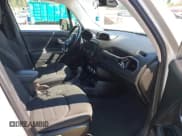 ✅ 2017 Jeep Renegade Latitude • VIN: ZACCJABB9HPG50241 • Lot: 42807253. Listed on IAAI with 61,067 mi. Free auction sales archive from the USA and detailed vehicle history report at DreamBid. Image 5.