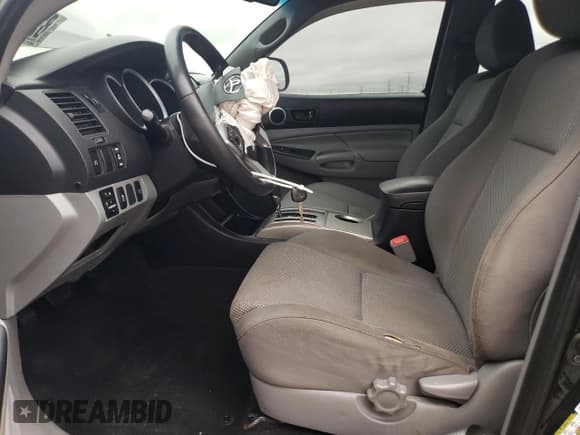 ✅ 2013 Toyota Tacoma • VIN: 3TMLU4EN6DM106629 • Lot: 82451555. Wystawiony na Copart z przebiegiem 130 631 mil. Bezpłatny archiwum sprzedaży aukcyjnych z USA i szczegółowy raport historii pojazdu na DreamBid. Zdjęcie 7.