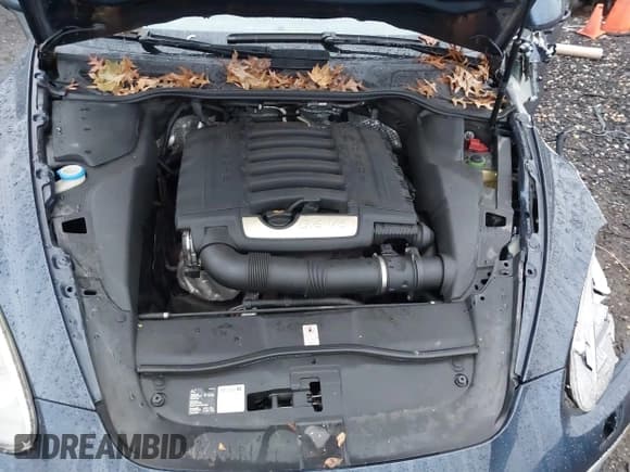 ✅ 2014 Porsche Cayenne • VIN: WP1AA2A29ELA02024 • Lot: 43751488. Wystawiony na IAAI z przebiegiem 160 948 mil. Bezpłatny archiwum sprzedaży aukcyjnych z USA i szczegółowy raport historii pojazdu na DreamBid. Zdjęcie 10.