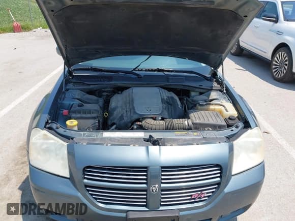 ✅ 2005 Dodge Magnum RT • VIN: 2D8GV58275H683290 • Lot: 42436751. Listed on IAAI with 107,868 mi. Free auction sales archive from the USA and detailed vehicle history report at DreamBid. Image 10.