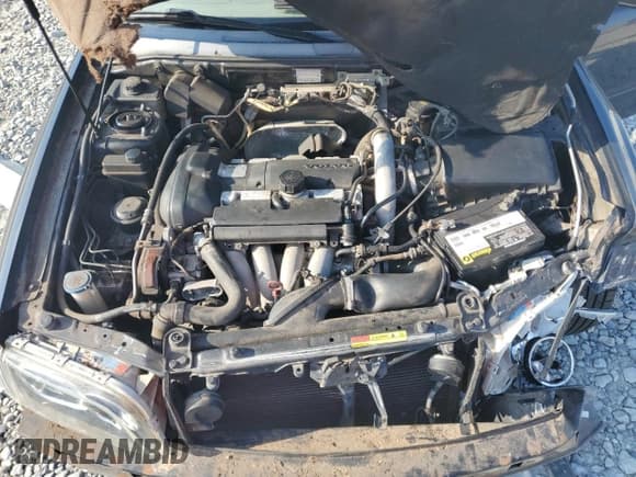 ✅ 2004 Volvo V40 • VIN: YV1VW27544F033744 • Лот: 69582455. Опубликован ранее на Copart с пробегом 143 681 миль. Бесплатный доступ к архиву аукционных продаж из США и подробный отчёт об истории автомобиля на DreamBid. Изображение 12.