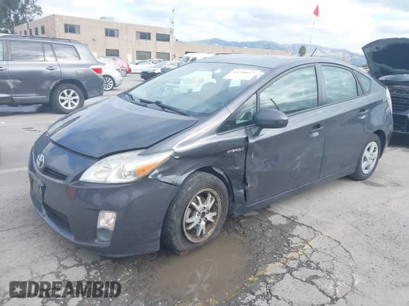✅ 2010 Toyota Prius III • VIN: JTDKN3DU1A0024043 • Лот: 43740652. Опубликован ранее на IAAI с пробегом 60 622 миль. Бесплатный доступ к архиву аукционных продаж из США и подробный отчёт об истории автомобиля на DreamBid. Изображение 16.