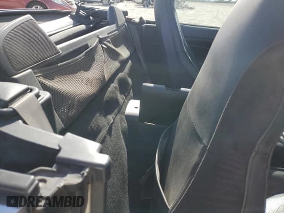 ✅ 2004 Mazda MX-5 Miata Cloth • VIN: JM1NB353240400961 • Лот: 82789094. Опубликован ранее на Copart с пробегом Не указан. Бесплатный доступ к архиву аукционных продаж из США и подробный отчёт об истории автомобиля на DreamBid. Изображение 10.