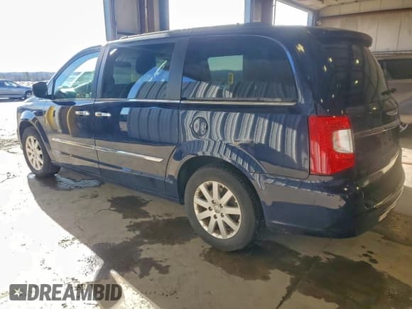 ✅ 2015 Chrysler Town & Country Touring • VIN: 2C4RC1BG6FR574065 • Lot: 94503615. Wystawiony na Copart z przebiegiem 129 706 mil. Bezpłatny archiwum sprzedaży aukcyjnych z USA i szczegółowy raport historii pojazdu na DreamBid. Zdjęcie 2.