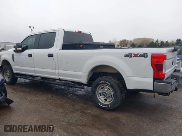✅ 2019 Ford F-250 Lariat • VIN: 1FT7W2B66KEC99865 • Lot: 43736127. Wystawiony na IAAI z przebiegiem 200 420 mil. Bezpłatny archiwum sprzedaży aukcyjnych z USA i szczegółowy raport historii pojazdu na DreamBid. Zdjęcie 14.