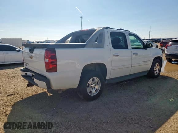 ✅ 2007 Chevrolet Avalanche LS • VIN: 3GNEC12J07G264745 • Lot: 80141095. Listed on Copart with 173,951 mi. Free auction sales archive from the USA and detailed vehicle history report at DreamBid. Image 3.