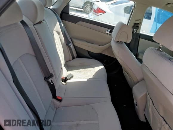 ✅ 2017 Hyundai Sonata 2.4L • VIN: 5NPE24AF6HH505968 • Lot: 82053395. Listed on Copart with 103,815 mi. Free auction sales archive from the USA and detailed vehicle history report at DreamBid. Image 10.