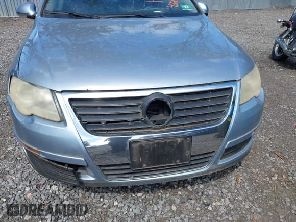 ✅ 2006 Volkswagen Passat Value Edition • VIN: WVWAK73C06P141096 • Lot: 42297811. Listed on IAAI with 84,399 mi. Free auction sales archive from the USA and detailed vehicle history report at DreamBid. Image 6.