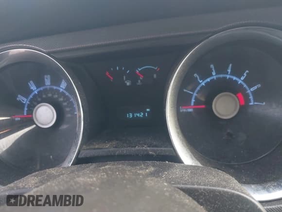 ✅ 2010 Ford Mustang V6 • VIN: 1ZVBP8AN5A5170627 • Lot: 43749299. Listed on IAAI with 131,421 mi. Free auction sales archive from the USA and detailed vehicle history report at DreamBid. Image 7.