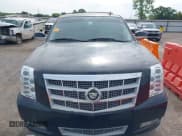 ✅ 2012 Cadillac Escalade Platinum Edition • VIN: 1GYS4DEF8CR115067 • Lot: 39532789. Listed on IAAI with 138,655 mi. Free auction sales archive from the USA and detailed vehicle history report at DreamBid. Image 12.